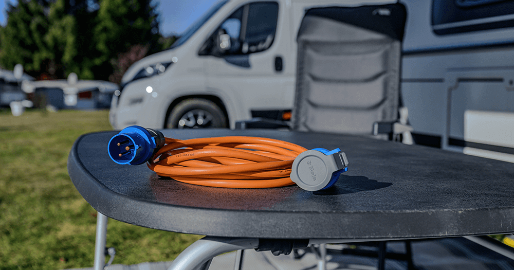 Branchements de la prise de terre sur un camping car